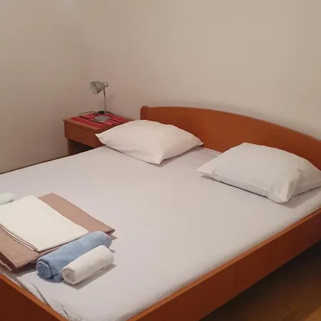 Sonja Apartment *